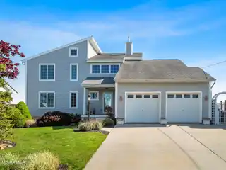Beautiful Home on Silver Bay