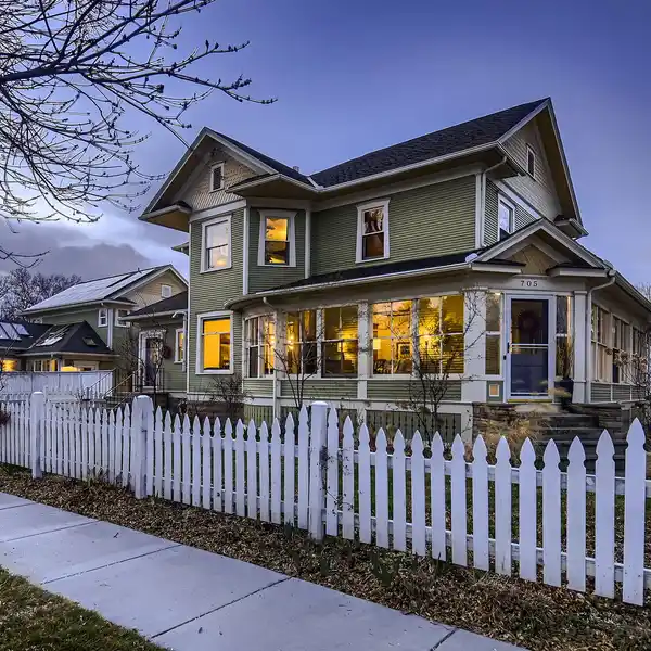 EXCEPTIONAL 1915 VICTORIAN-STYLE HOME