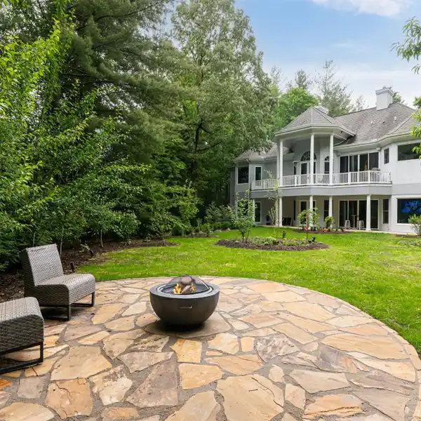 IMPECCABLY RENOVATED CONTEMPORARY ESTATE