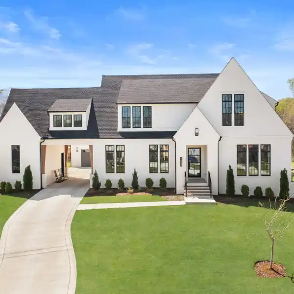 EXCEPTIONAL CUSTOM-BUILT RESIDENCE