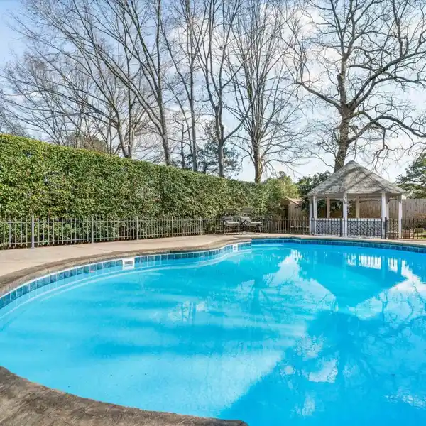 MAGNIFICENT FIVE-BEDROOM HOME