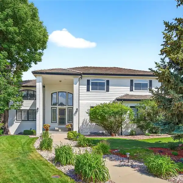 HALF-ACRE HAVEN WITH WALK-OUT BASEMENT