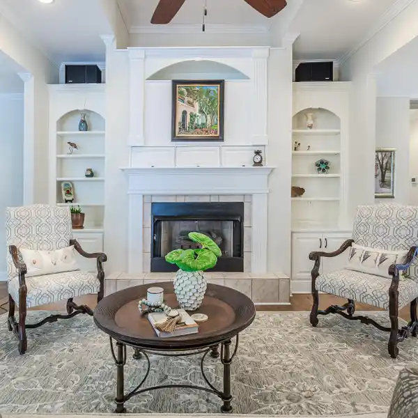 BEAUTIFULLY MAINTAINED HOME ON A GOLF COURSE LOT