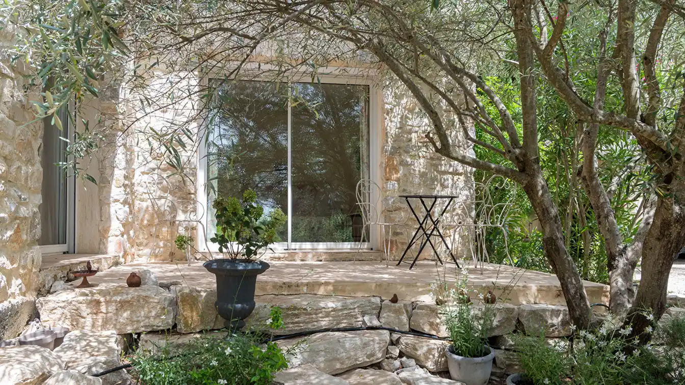 Exceptional Home in a Beautiful Natural Setting