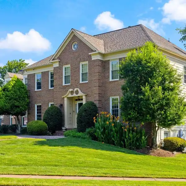 STUNNING FAMILY HOME IN DUNN LORING
