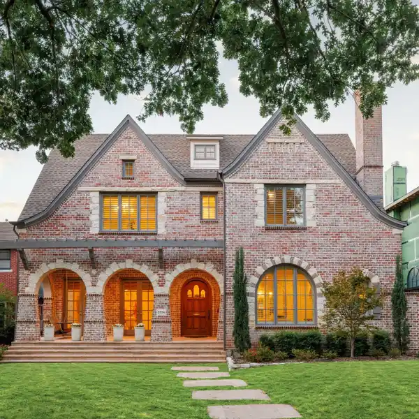 RECENTLY REIMAGINED HIGHLAND PARK GAGE HOME