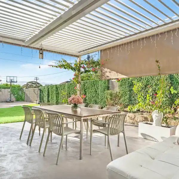 ELEGANT HOME WITH COMMANDING PRESENCE