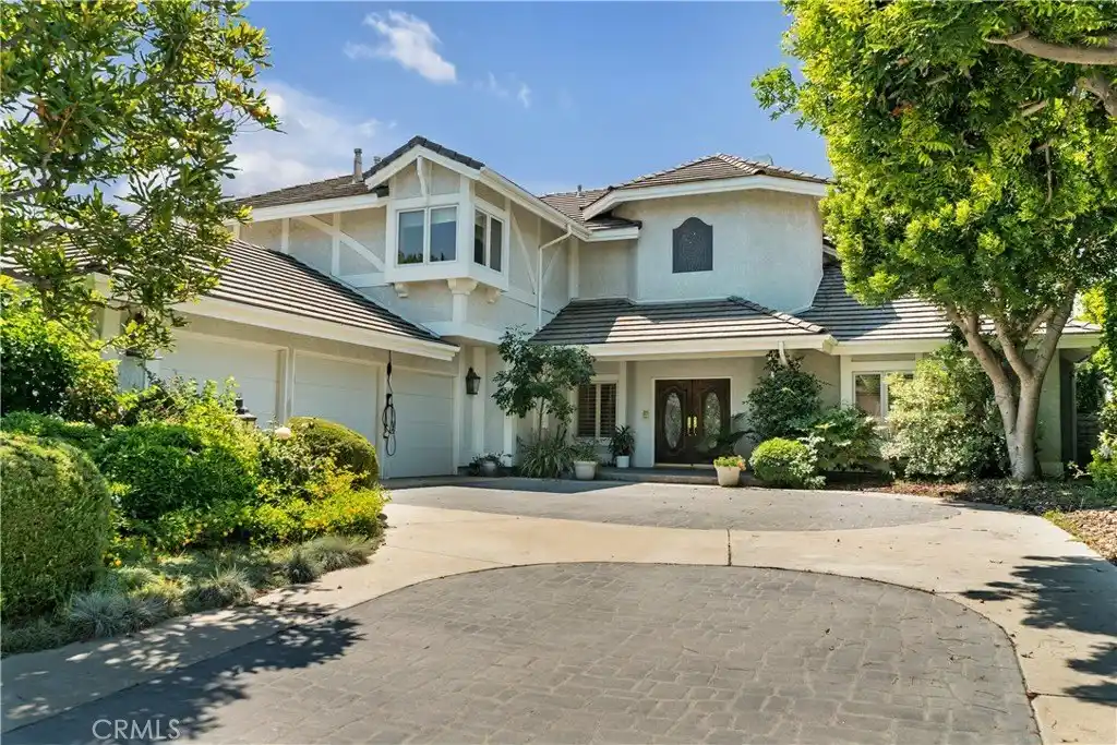 Open Plan Home in a Gated Community