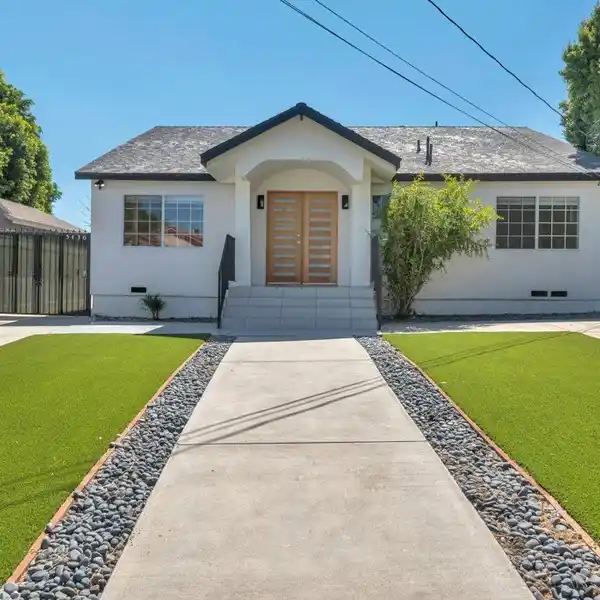 CHARMING TARZANA HOME WITH DETACHED ADU