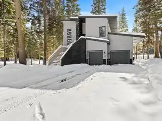 New Home on Rio Vista Pond
