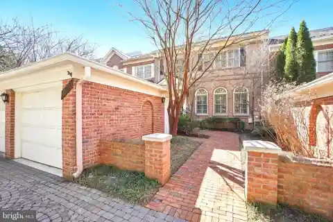Luxurious Natelli-built  Townhome