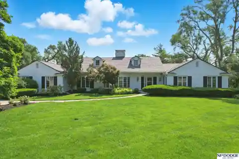 Rare Opportunity in Clin Mar Estates