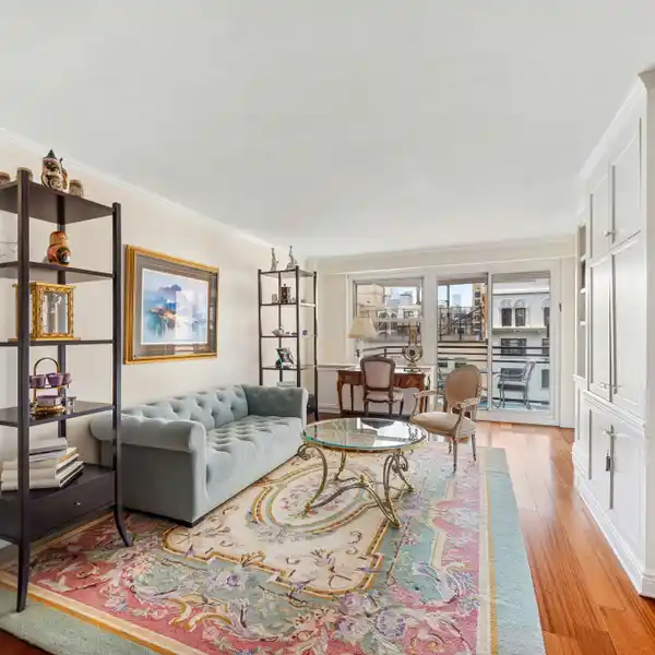 IMPECCABLY MAINTAINED CORNER RESIDENCE