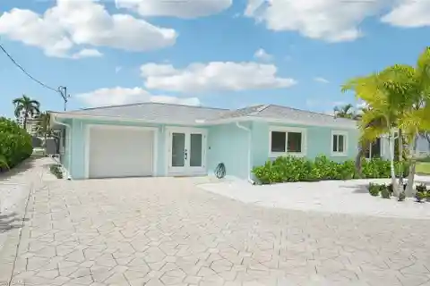 Waterfront Pool Home with Direct Gulf Access