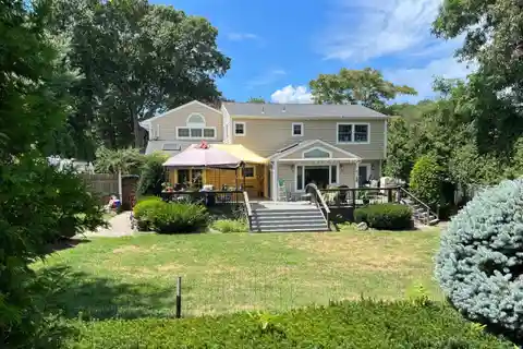 Beautiful Colonial Style Home