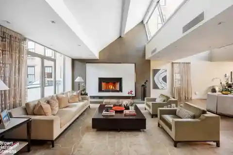 Mint Condition Penthouse in the Flatiron District