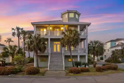 Luxury Living in the Villages at Navarre