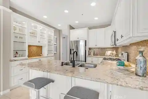 Sought-after Plan in Richmond Pointe