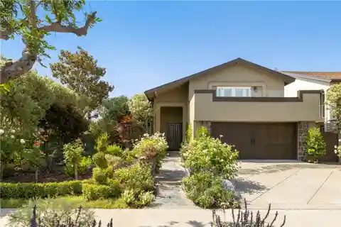 Rare Jewel in the Heart of Los Alamitos