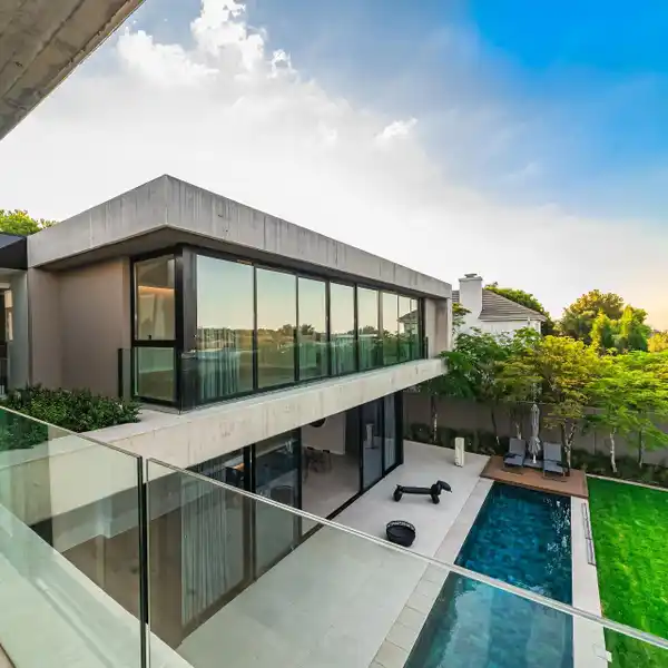 EXQUISITE BRAND NEW HOME IN HYDE PARK SANDTON