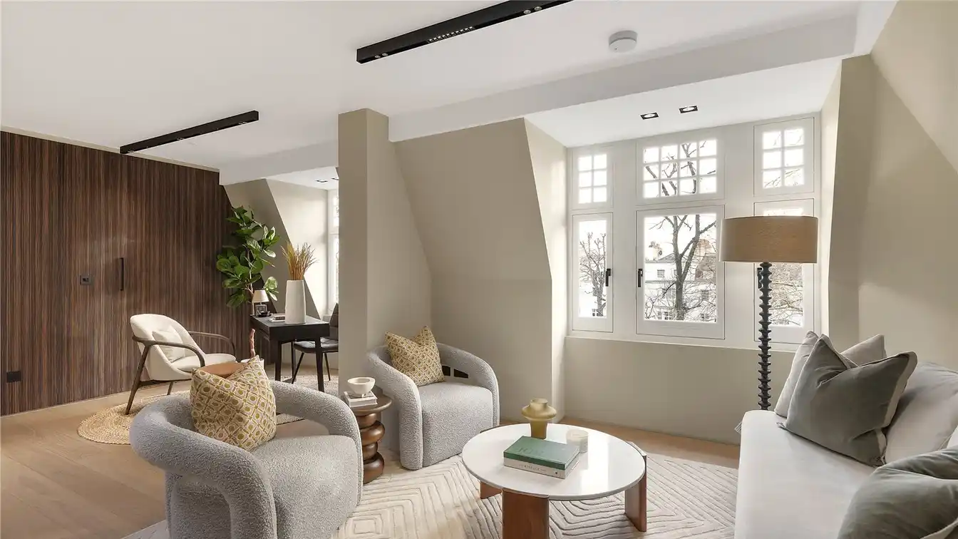 Modernized One Bedroom Flat