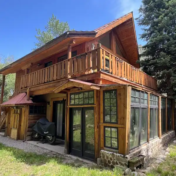 UNIQUE OPPORTUNITY IN HISTORIC SOUTH MINTURN