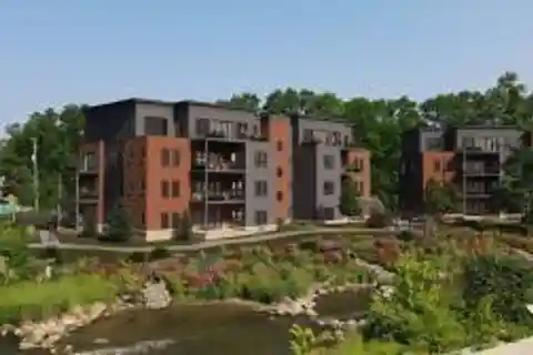 Luxury Living at the Pelham