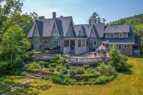 Glimmerstone Mansion