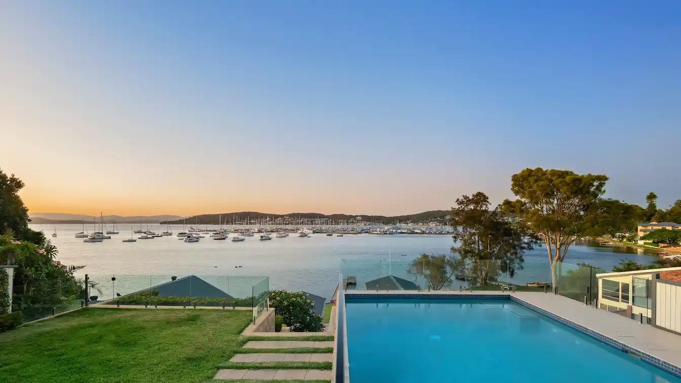 The Ideal Luxury Lake House