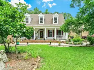 Peaceful Living on 12 Serene Acres