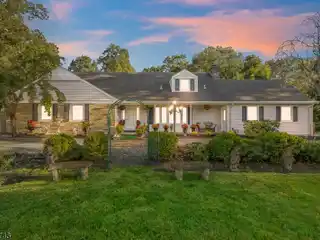 Beautiful Expanded Ranch on Quiet Cul-De-Sac