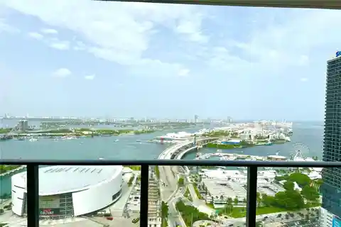 Contemporary Chic in Miami’s Premier Designer Residence