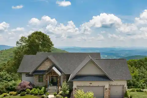 Refined Mountain Living