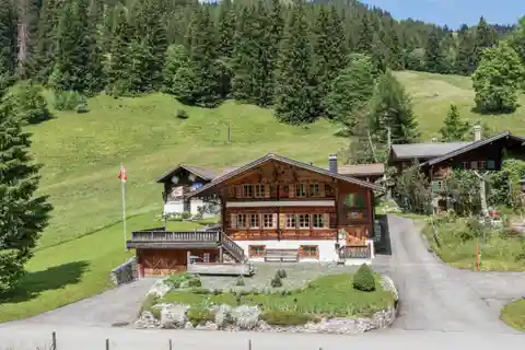 1859 Chalet in the Heart of Saanenland