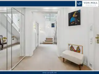 Expansive Luxury Penthouse