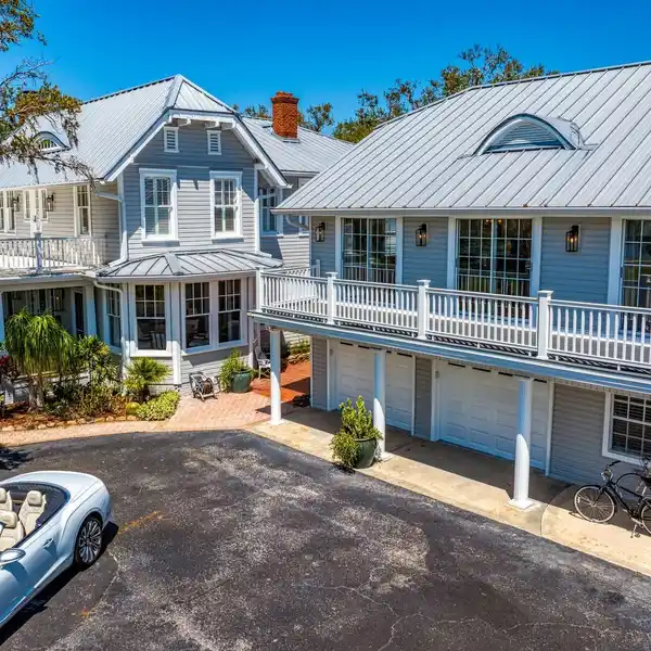 RARE OPPORTUNITY ON THE PRESTIGIOUS EDGEWATER COASTLINE