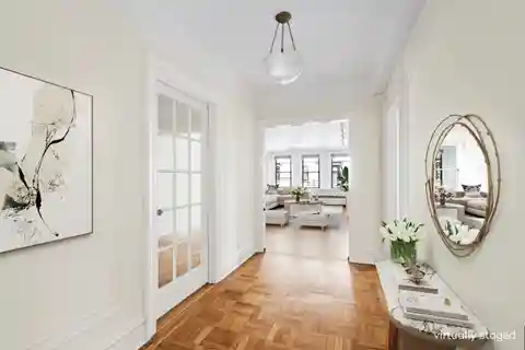 Soaring Jumbo Corner 7