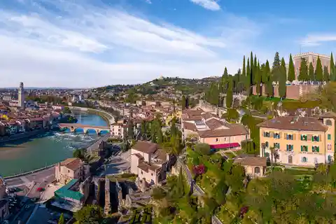 Wonderful Apartment in Teatro Romano