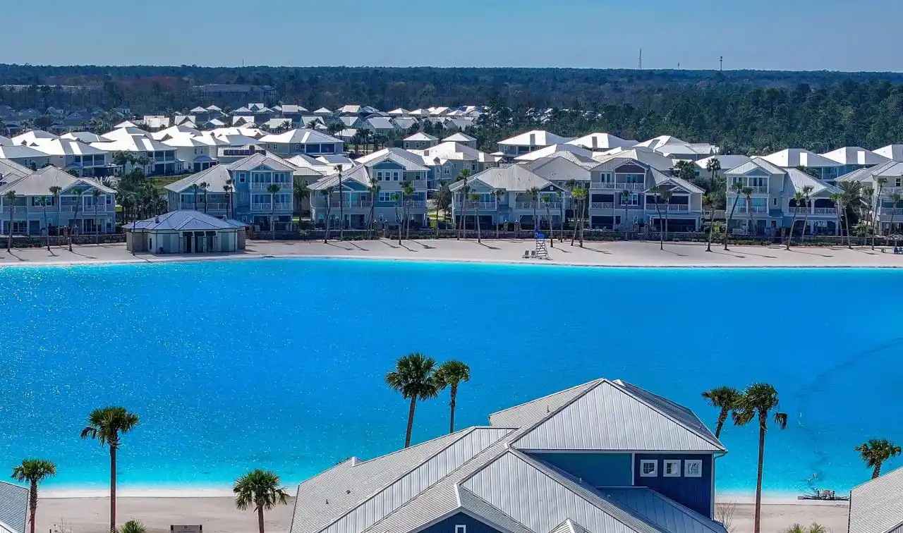 Beautiful Coastal Townhome with Private Beach Access