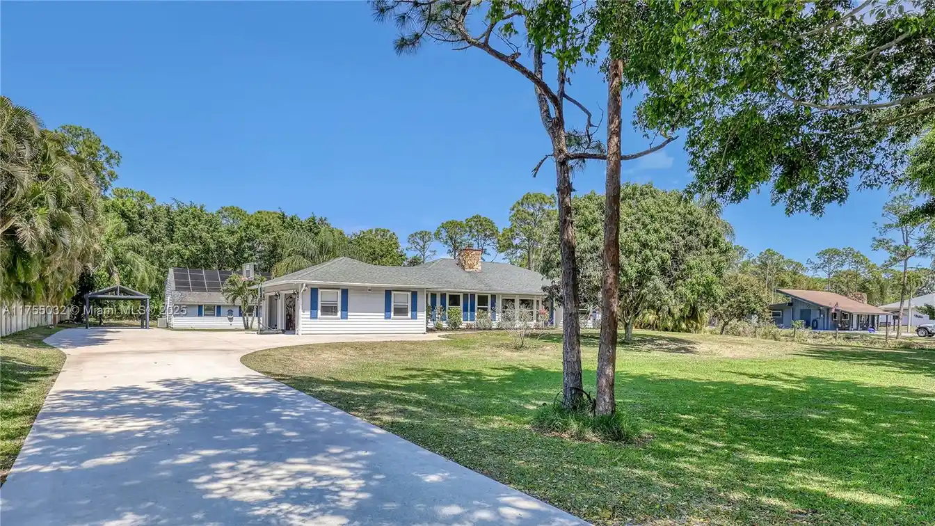 Amazing 1.25 Acre Property with Three Buildings