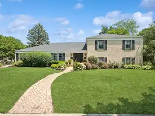 Elegant Home with Spacious Layout