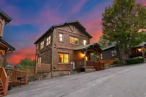 Stunning Multi-Level Cabin
