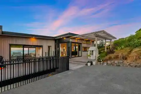 Architectural Sanctuary Above Langs Beach