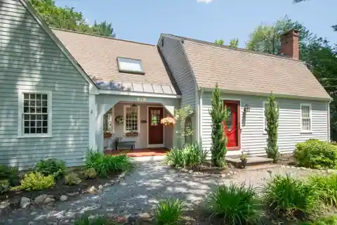 Charming Gambrel in a Sought-After Neighborhood