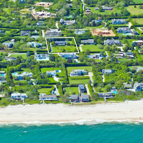 NEWLY RENOVATED MODERN BEACH HOUSE FOR RENT