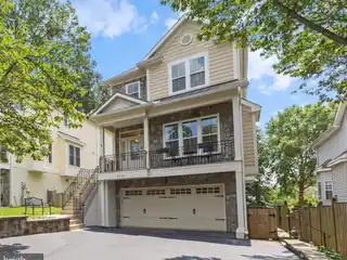 Stunning Craftsman in Ellison Heights!