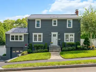 Turnkey Center Entrance Colonial