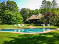 SUNNY AND PRIVATE FAMILY OASIS