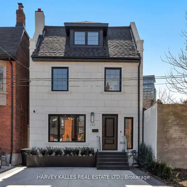RENOVATED RESIDENCE IN THE REPUBLIC OF RATHNELLY