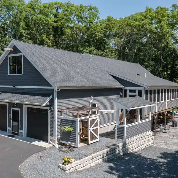 COASTAL LUXURY LIVING NEAR HISTORIC DOWNTOWN